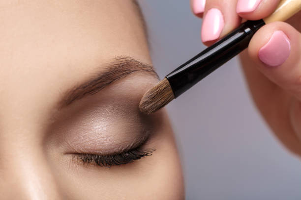 Glow Up Instan dengan Riasan Mata, Sudah Tahu Tekniknya atau Belum?