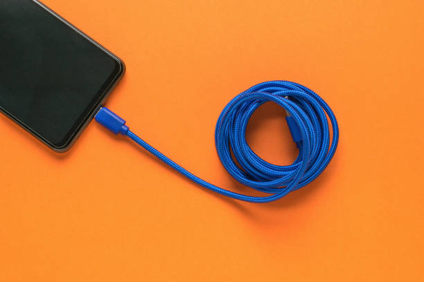 Apakah Kabel Data Panjang Aman Dipakai Semalaman? Ini Faktanya