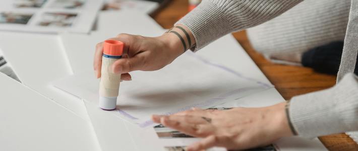 Jangan Sampai Salah Pilih! Kenali 4 Jenis Lem Kertas Populer Sesuai Kebutuhan