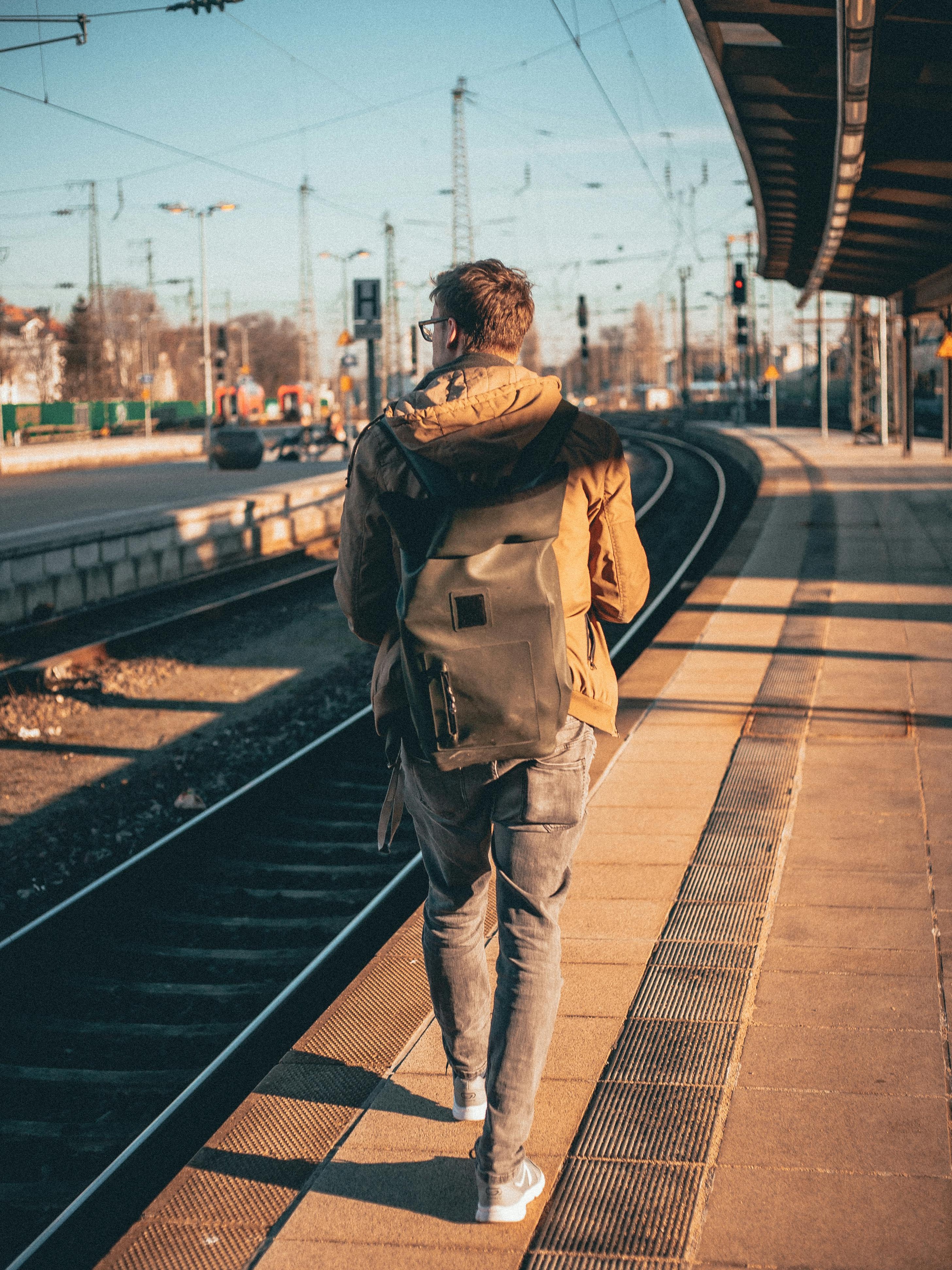 Lupakan Koper! Ini Alasan Backpack Travel Wajib Jadi Teman Perjalananmu