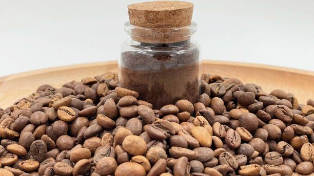 Cara Membuat Kopi Ala Kafe di Rumah dengan Coffee Maker