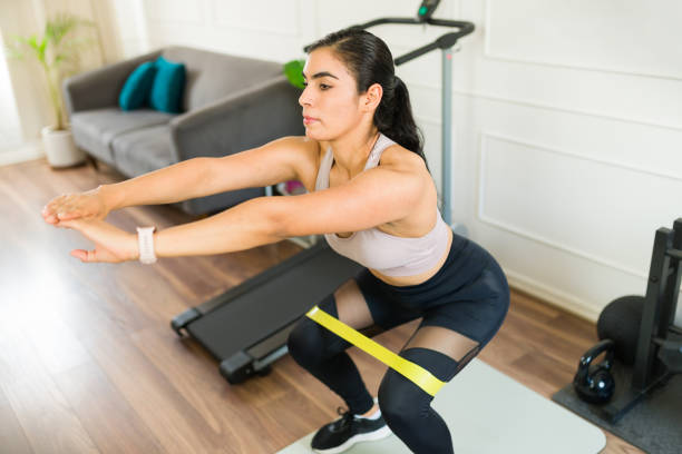 7 Contoh Latihan Full Body Menggunakan Resistance Band