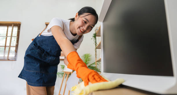 Cara Membersihkan Smart TV yang Benar Supaya Awet