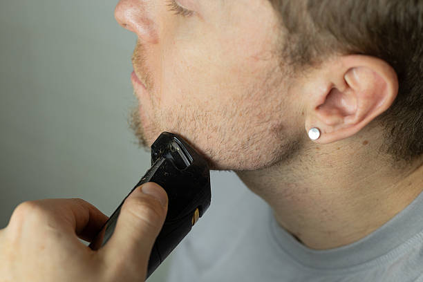 7 Tips Aman Cukur dengan Shaver Elektrik agar Kulit Bebas Iritasi