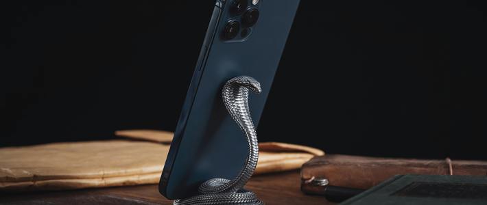 Cara Mengatasi Leher Kaku Akibat Main HP dengan Setup Ergonomis