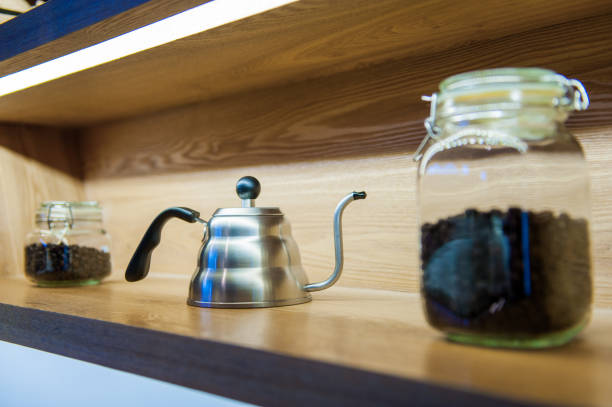 Pilih Coffee Maker atau Coffee Pot? Ini Dia Kelebihan dan Kekurangannya