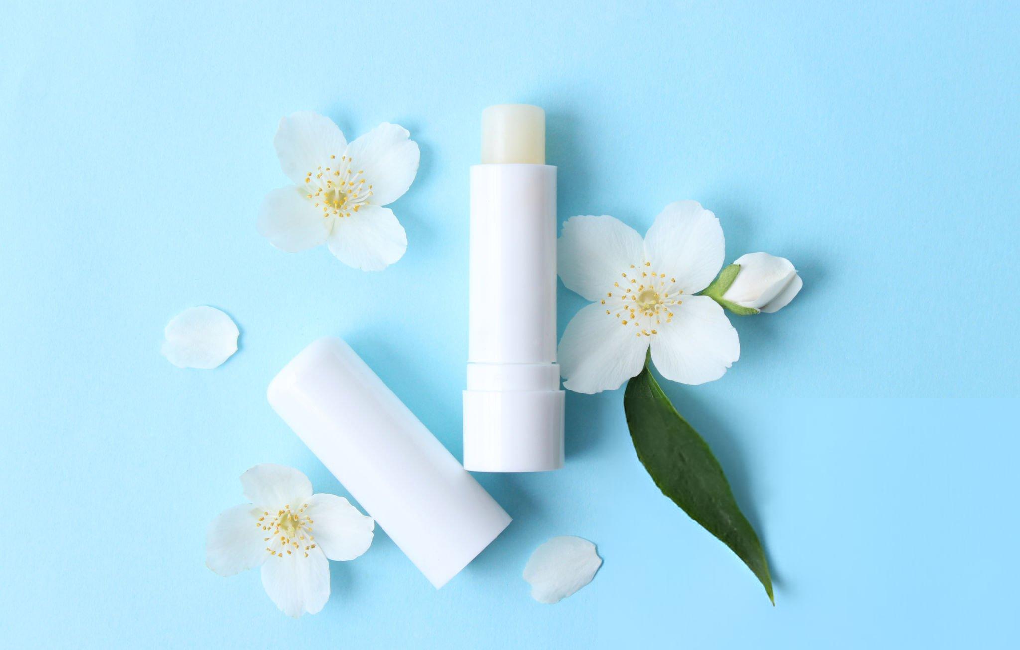 Wangi Sepanjang Hari, Tanpa Ribet! Rahasia Berpergian dengan Stick Perfume