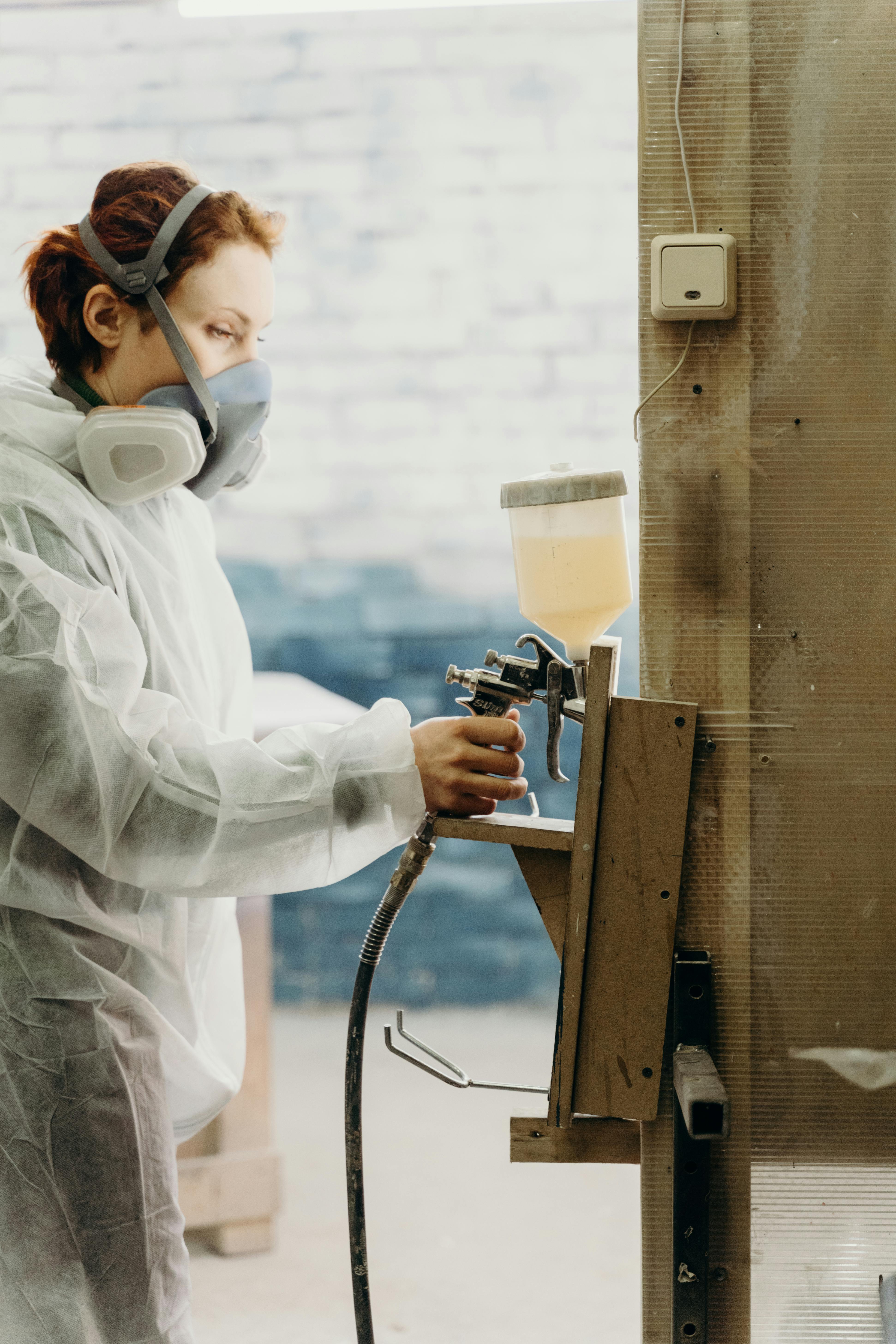Sulap Furnitur Bekas Jadi Baru! Rahasia Halus Pakai Spray Gun Listrik