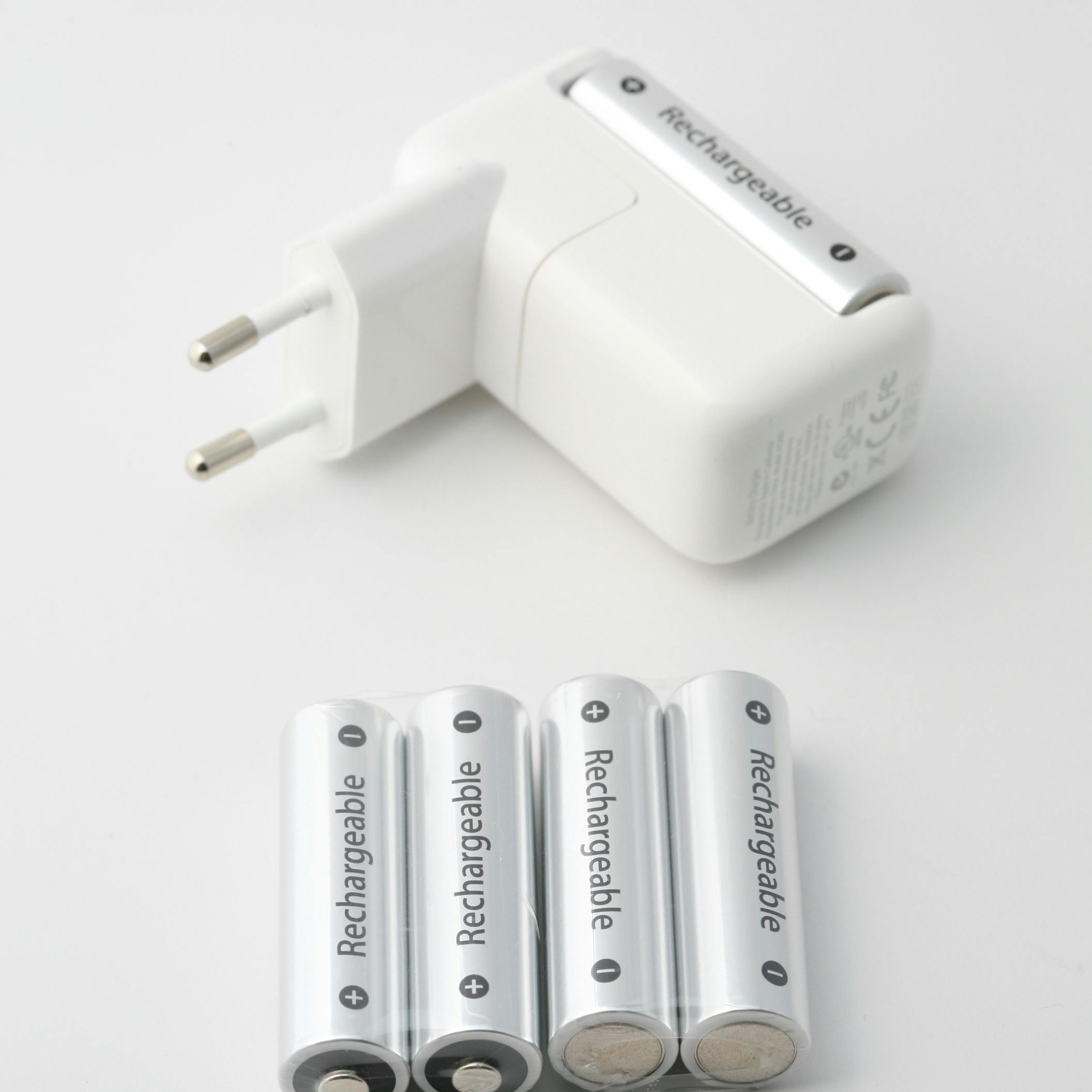 Investasi Cerdas untuk Rumah Tangga! Charger Baterai Ini Bikin Kamu Hemat Ratusan Ribu