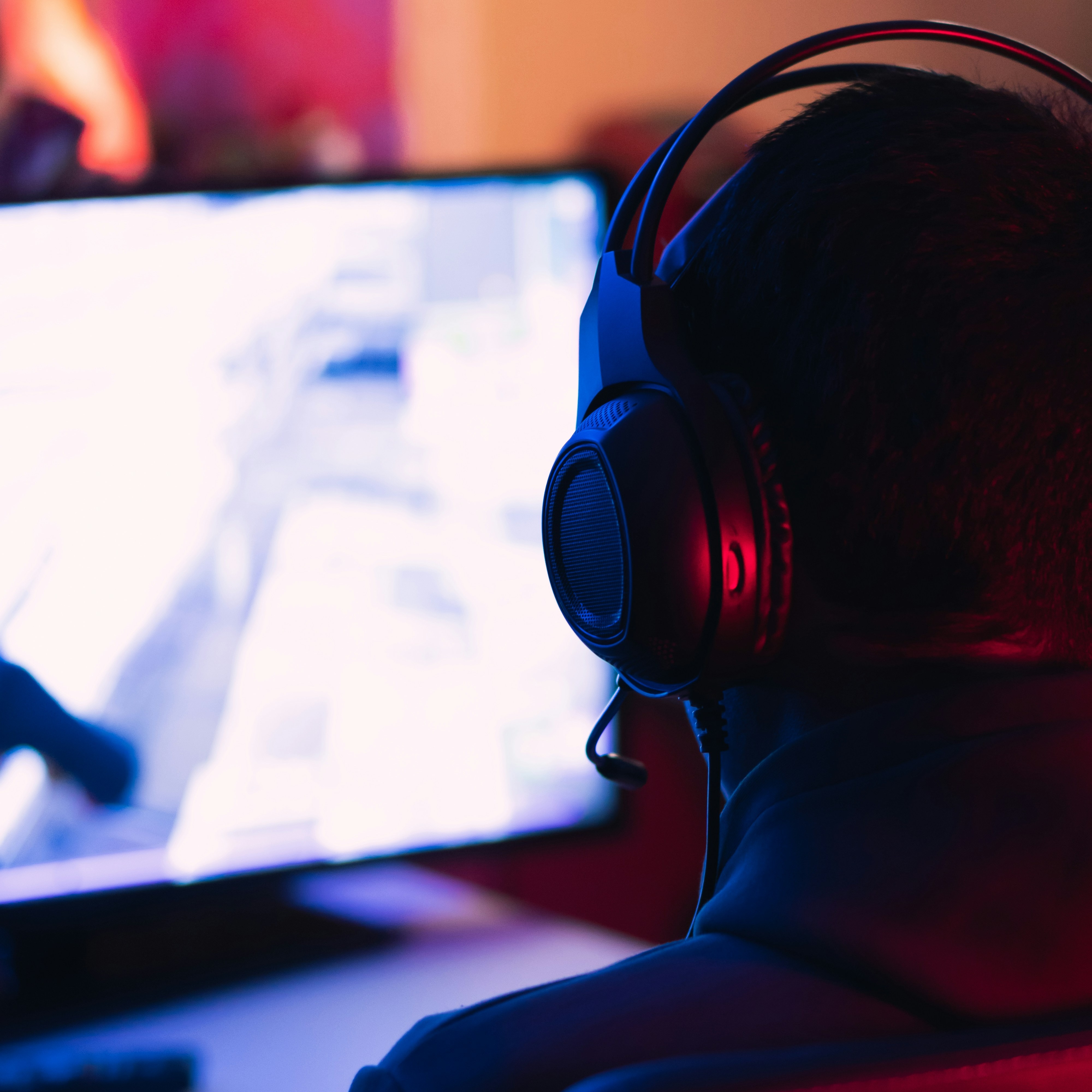 Headphone Gaming Murah Bisa Seimbangin Lawan yang Pake Gear Jutaan, Ini Buktinya!