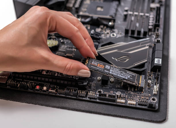 Masih Bingung? Beda SSD SATA dan M.2 Biar Nggak Salah Beli Buat Laptop Kamu