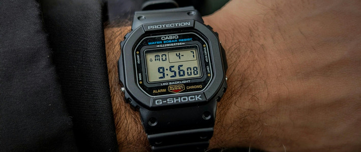 Alasan Kenapa Jam Tangan Digital Sederhana Kembali Jadi Pilihan Utama Pria Modern