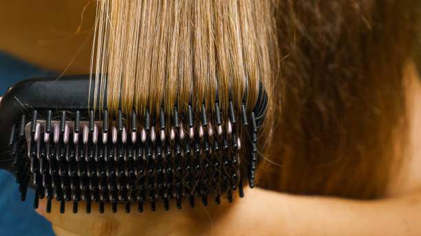 Rambut Ngembang dan Kusut Bikin Bad Mood? Sisir Catokan Bisa Jadi Penyelamat Kamu!