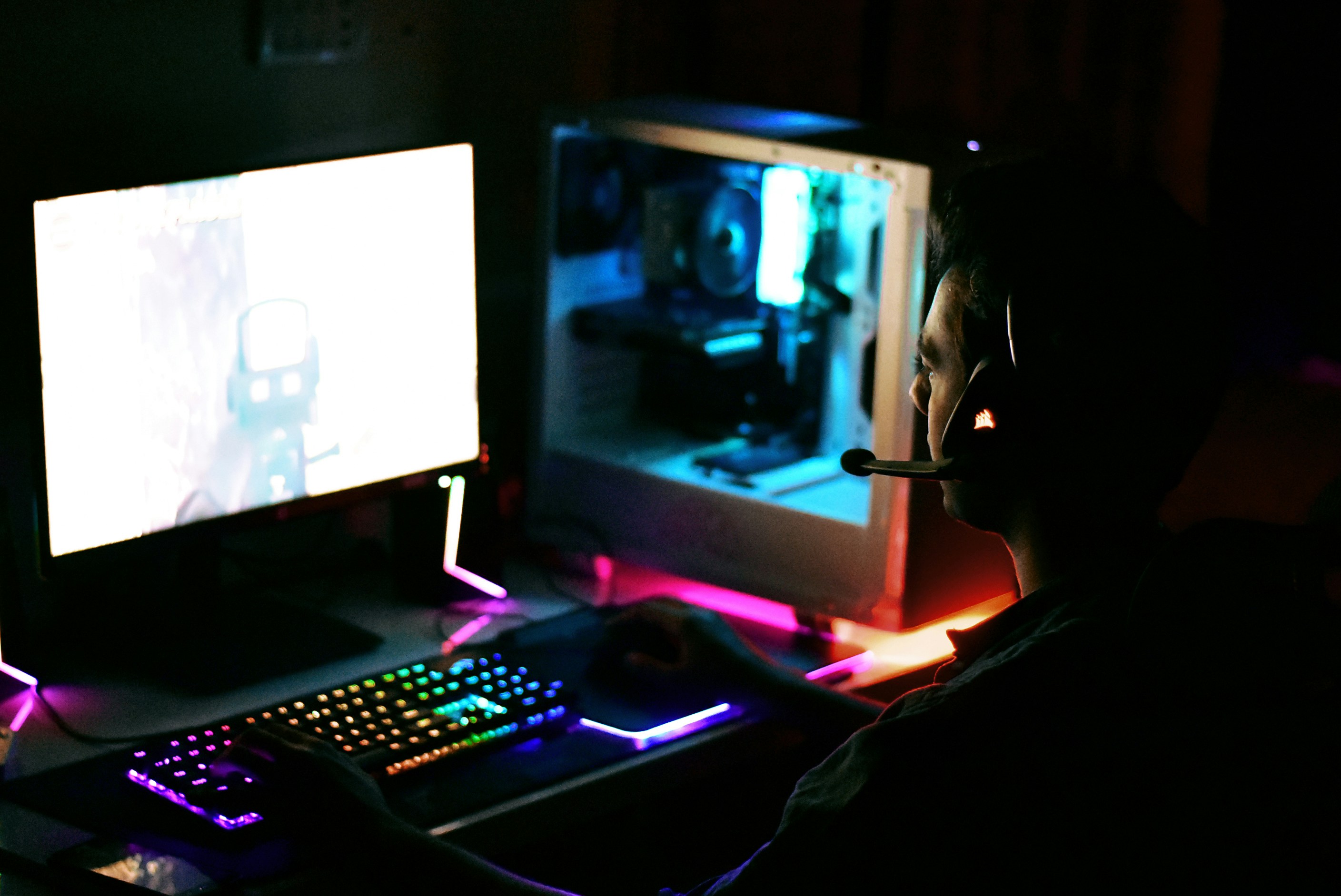 Headphone Gaming Murah Bisa Seimbangin Lawan yang Pake Gear Jutaan, Ini Buktinya!