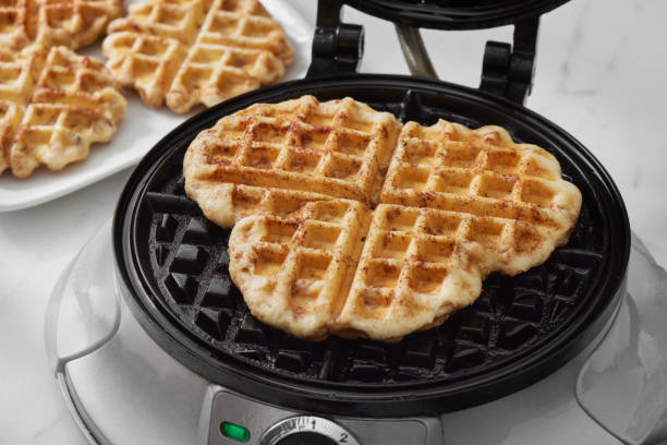 Cara Bikin Waffle Crispy di Luar, Lembut di Dalam, Ini Triknya!