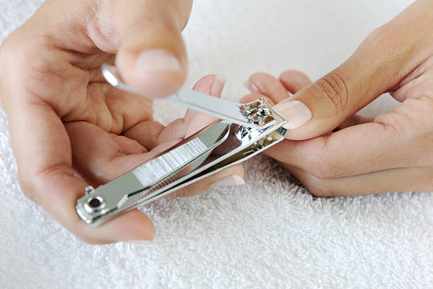 Panduan DIY Nail Art untuk Pemula, Gampang Banget!