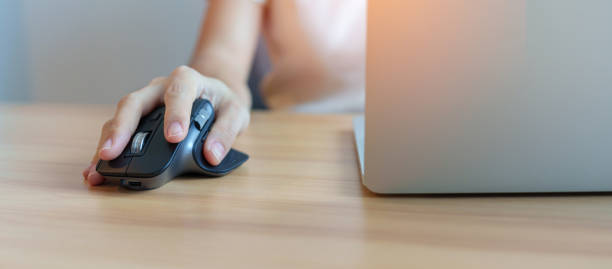 Tangan Sering Pegal Saat Pakai Laptop? Mungkin Salah Mouse-nya