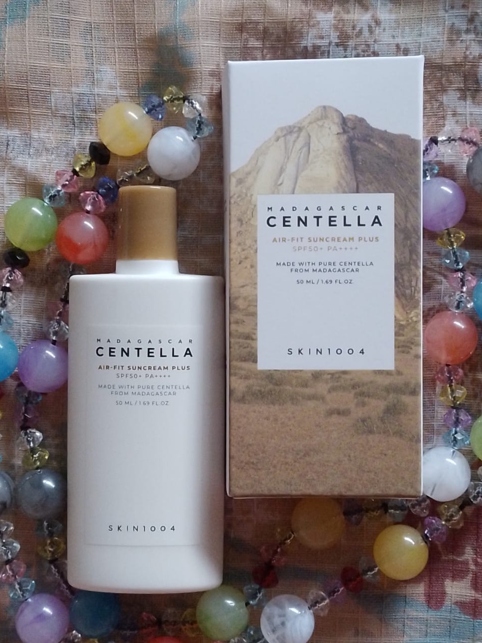 Review SKIN 1004 Madagascar Centella Air-Fit Sunscream Plus