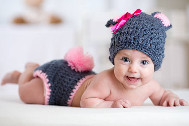 3 Tips Sederhana untuk Membantu Bayi Nyaman Saat Memakai Topi