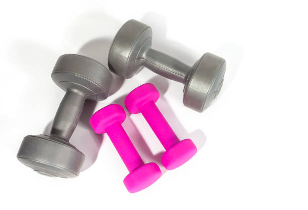 7 Latihan Sederhana Pakai Dumbbell Buat Bentuk Otot di Rumah