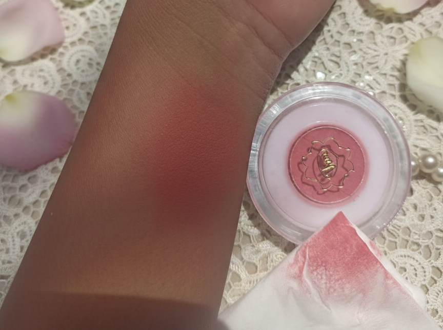 Viva Fin Touch 03, Rekomendasi Blush On Pipi Segar Seharian!
