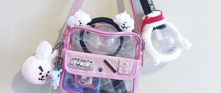 Kenapa Tas PVC Transparan Wajib Dibawa ke Konser K-Pop? Bukan Sekadar Gaya!