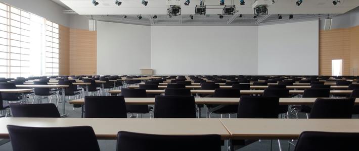 Jangan Sampai Suara Bos Kalian Hilang! Taktik Memilih Mikrofon Ruang Audiovisual Kantor