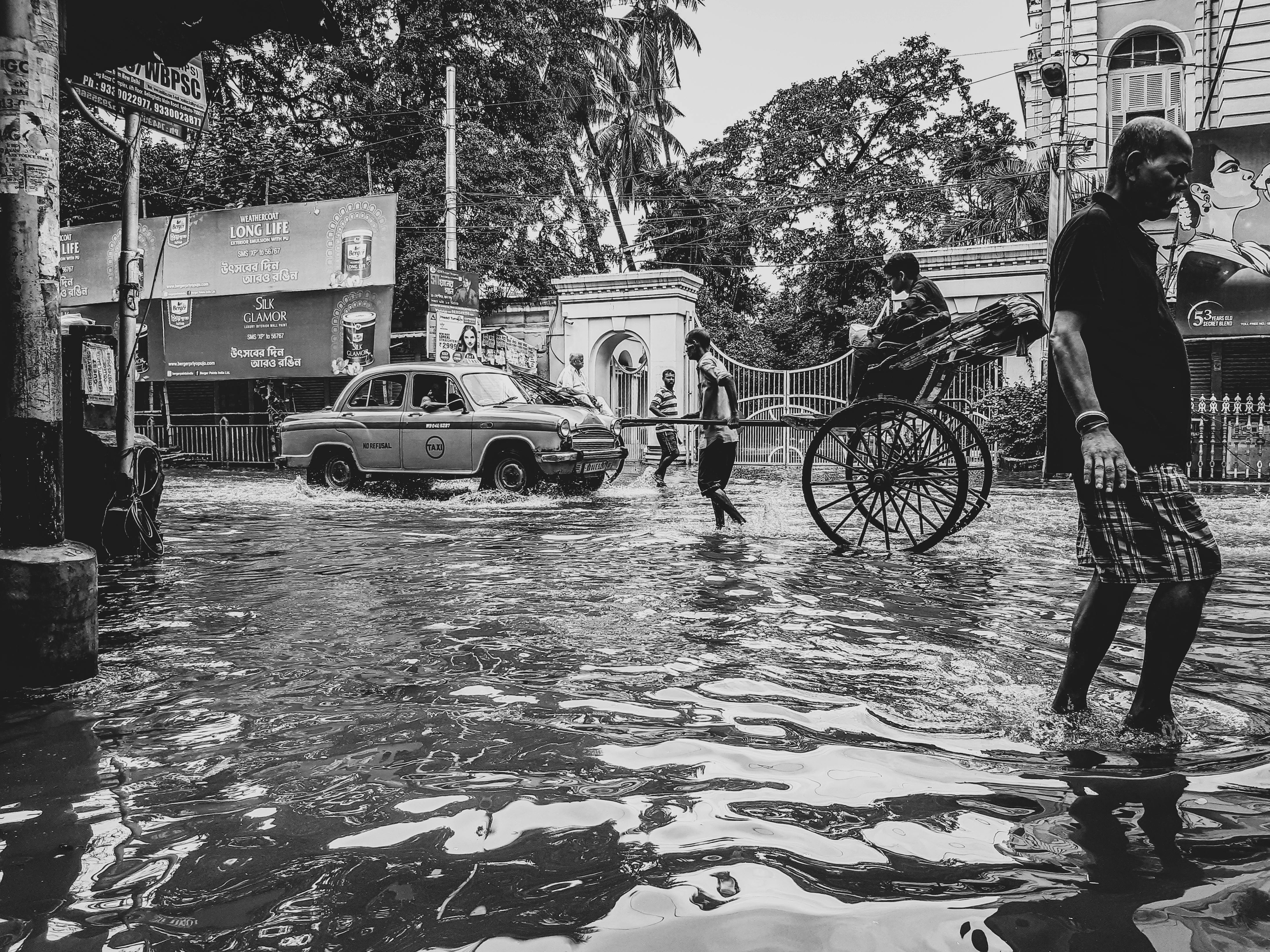 Siaga Banjir! Ini Pompa Air Kuat yang Bisa Diandalkan untuk Kuras Air Kotor Cepat
