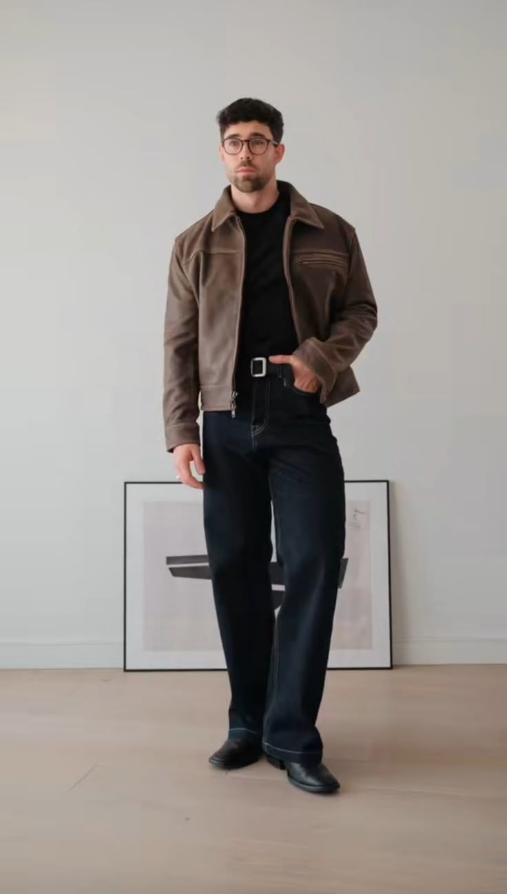 Dari Kantor ke Coffee Shop, Inspirasi Padu Padan Work Jacket yang Versatile