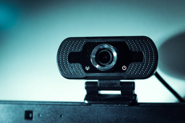 Apakah Webcam Eksternal Lebih Baik dari Bawaan Laptop?
