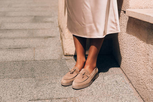 Cara Menyesuaikan Flat Shoes dengan Berbagai Jenis Pakaian Agar Tampil Stylish