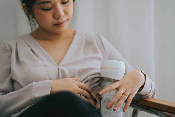 Moms, Ini Dia Tips Menjaga Produksi ASI Tetap Lancar Selama Menyusui!