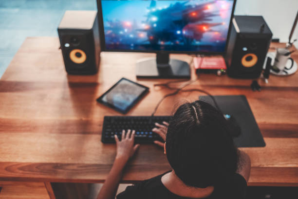 Speaker Laptop Nggak Pernah Cukup Buat Gaming? Ini Alasannya