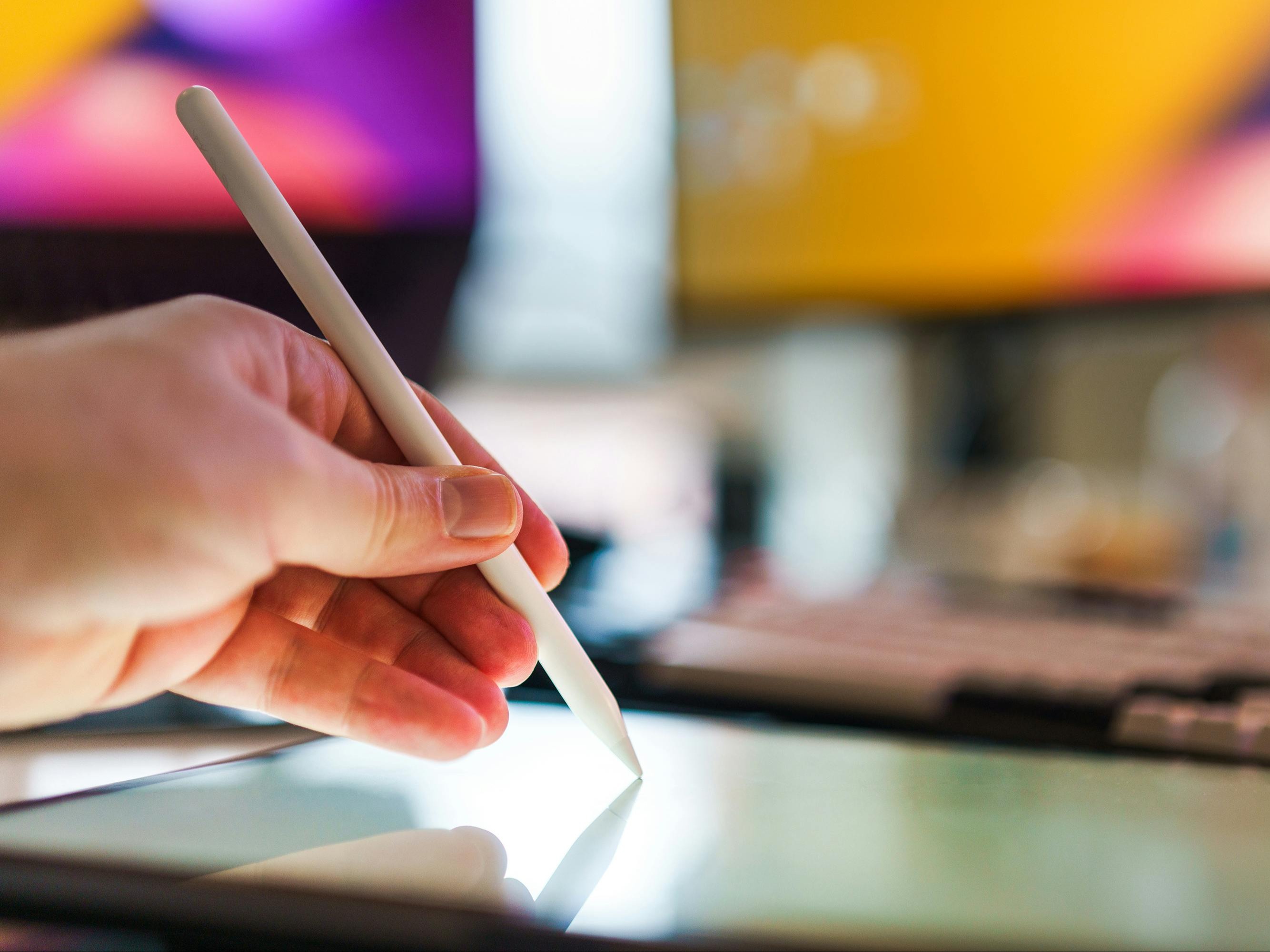 Cara Memilih Stylus Pen Terbaik untuk Kreativitas dan Produktivitas Digital