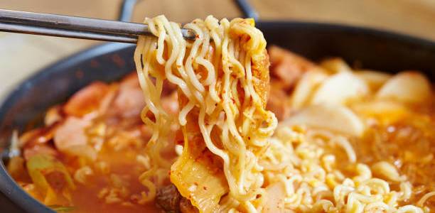 Bikin Ngiler! Ini Dia Cara Membuat Korean Ramyeon Autentik dengan Panci Listrik