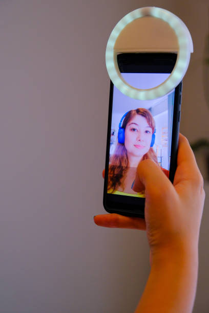 7 Trik Selfie yang Bagus dengan Kamera Depan yang Wajib Dicoba