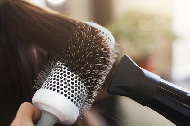 10 Cara Blow Dry Rambut untuk Pemula, Hasil Cetar Anti Kusut