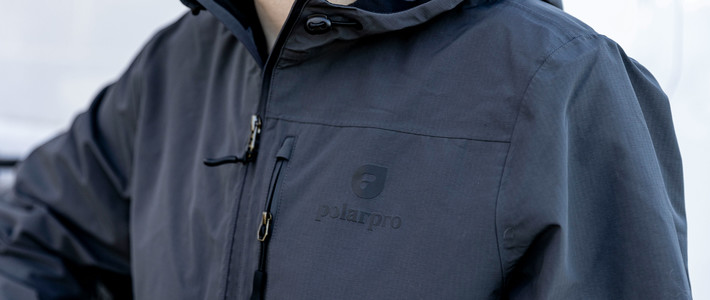 Jebakan Cuaca & Dress Code Teratasi, Jaket Bolak Balik 2IN1, Survival Kit Pria Urban!