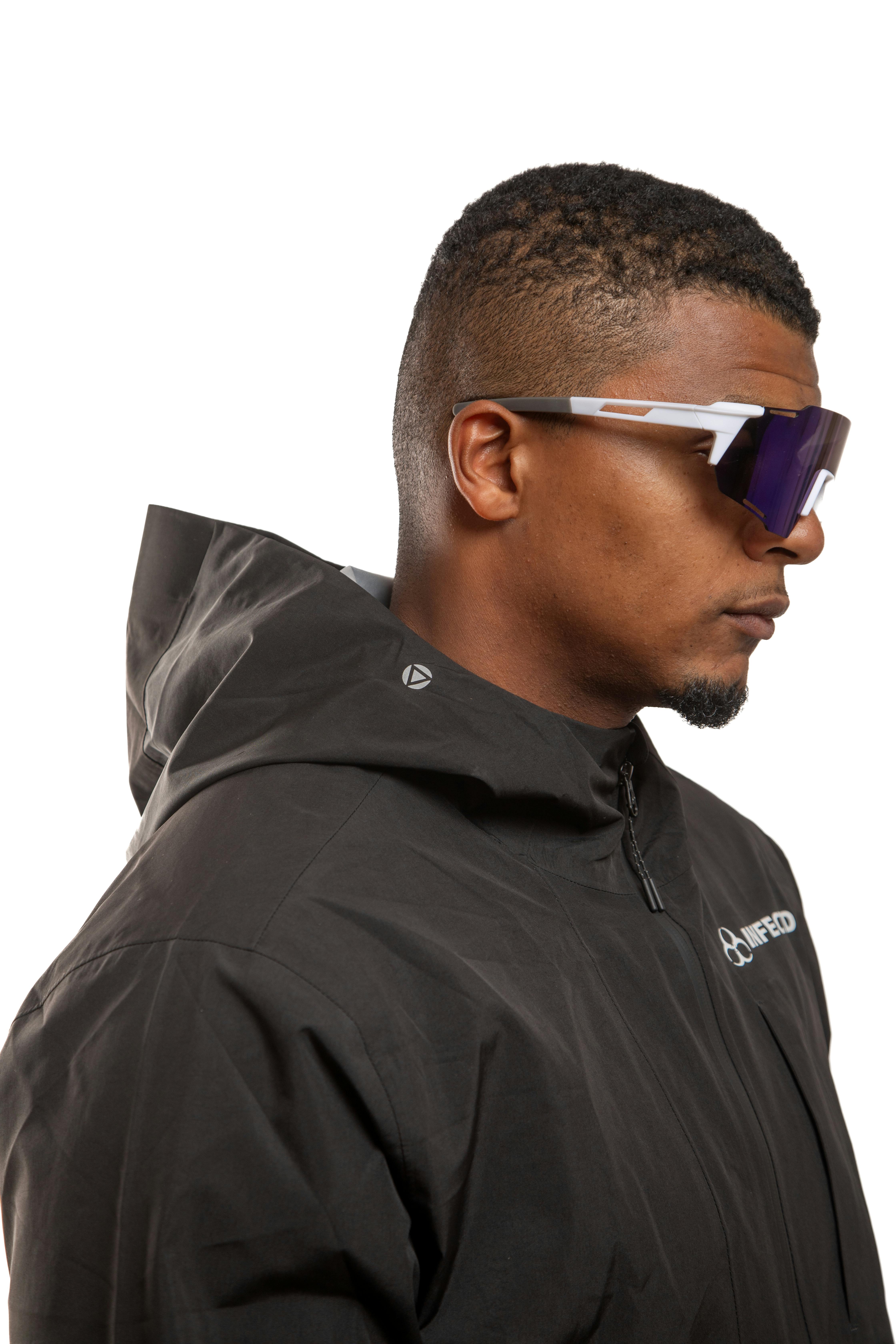 Streetwear Budget Tapi Tetap Keren, Jaket Parasut Bisa Jadi Solusi