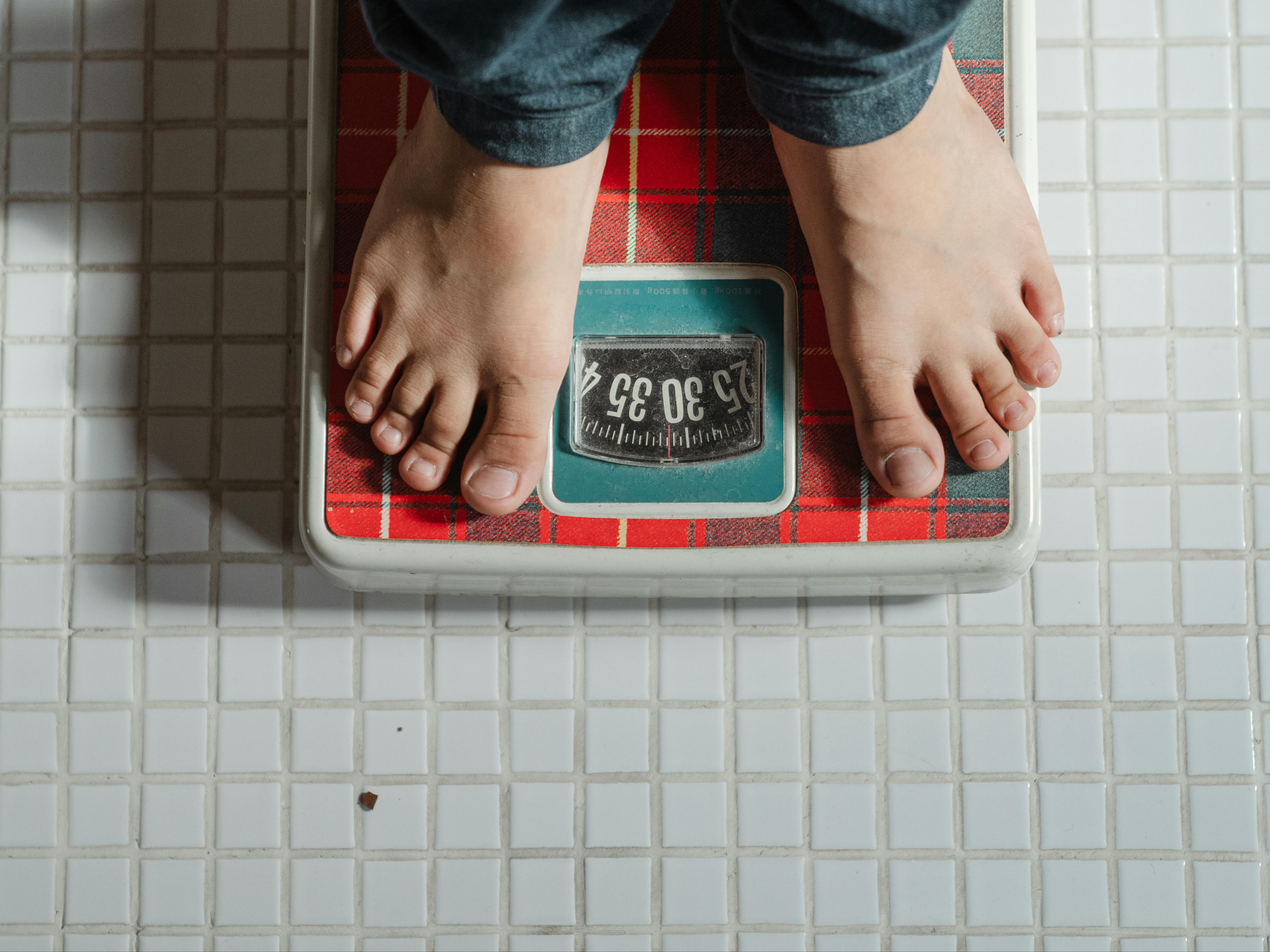 Susah Gemuk? Ini Cara Menambah Berat Badan yang Efektif untuk Pria & Wanita