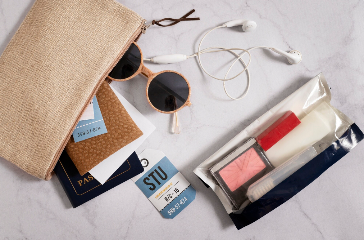 Suka Ribet Sendiri Nyari Barang di Tas? Saatnya Hidup Lebih Rapi dan Praktis Pakai Pouch!