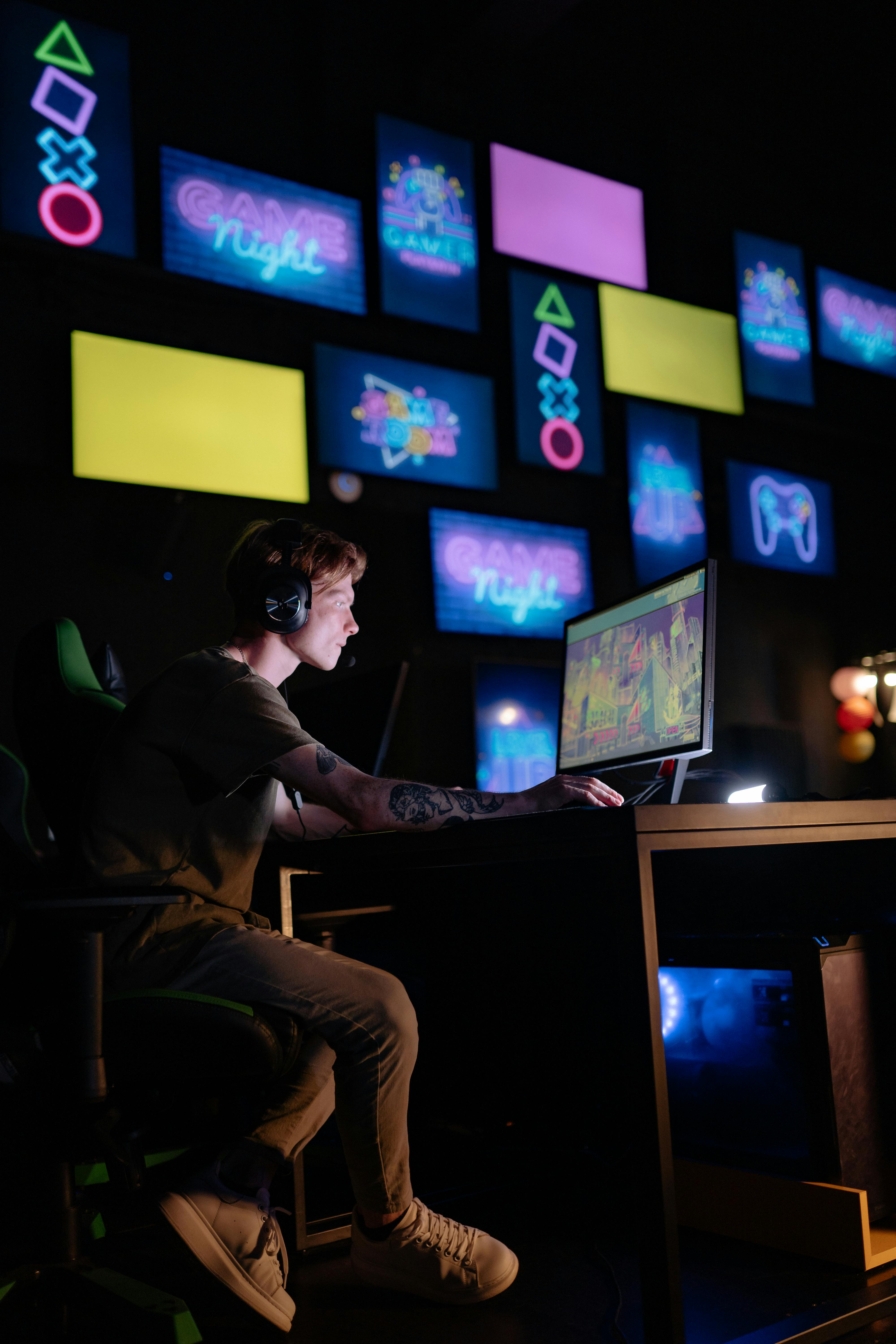 Setup Keren Bukan Cuma dari PC, Tapi Meja Juga Penting