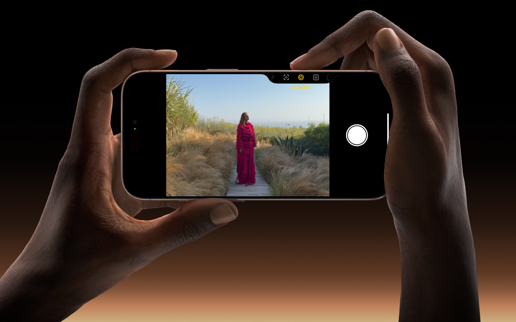 HP Sultan! iPhone 16 Pro Max Titanium, Bukan Sekedar Smartphone, Tapi Fashion Statement