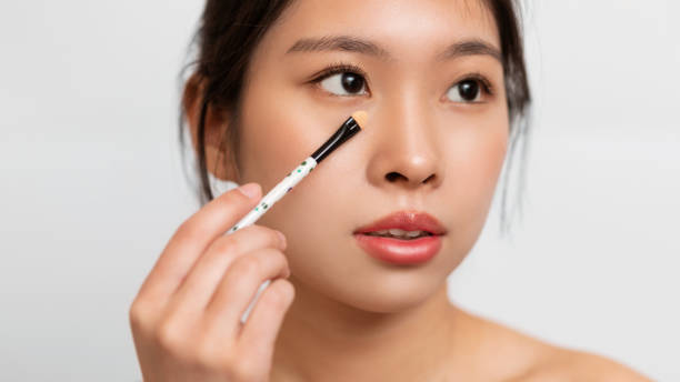 Teknik Layering Concealer agar Makeup Tampak Mulus dan Halus