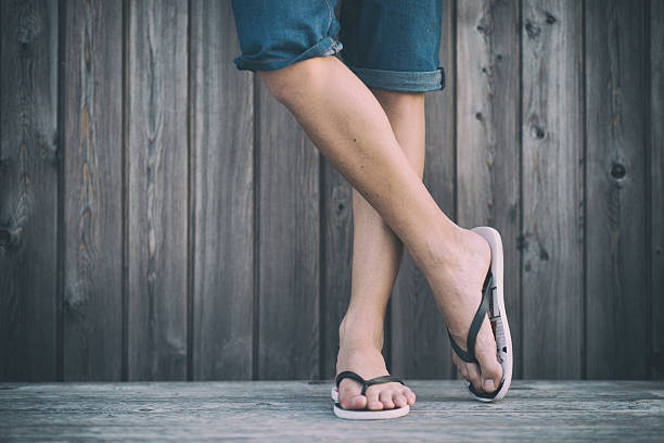Alasan Sandal Jepit Masih Jadi Teman Traveling yang Aman