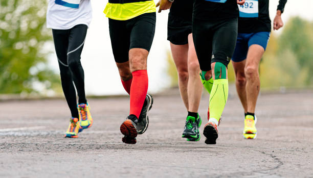 Lari Maraton Tanpa Kaki Berat? Cara Kaos Kaki Kompresi Mengubah Permainan Sirkulasi Darah Pelari