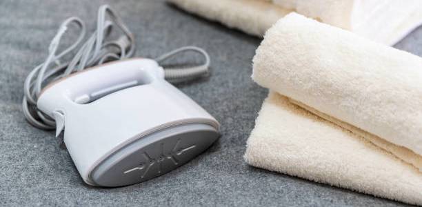 Setrikaan Portable, Alat Praktis yang Bikin Pakaian Tetap Rapi Saat Bepergian!