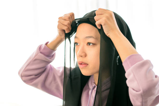 Dear Hijabers, Ini Tips Pakai Ciput Biar Nggak Pusing dan Sakit