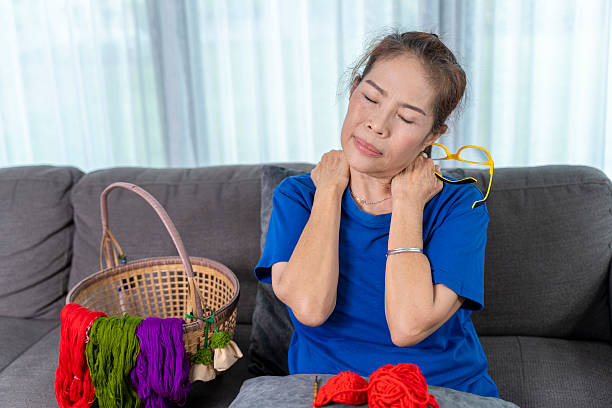 3 Tips Meredakan Ketegangan Otot Bahu dan Leher Setelah Aktivitas Seharian