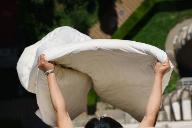 Biar Tetap Lembut, Ini Dia Tips Mencuci Selimut dan Bed Cover Tanpa Merusak Seratnya!